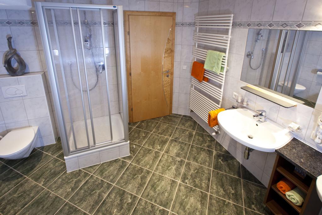 Apart Alpen Royal Nauders Room photo